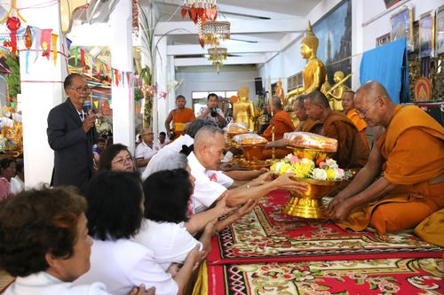 ภาพ No.179086:พิธีทอดกฐิน ณ วัดหนองยาง จ.นครราชสีมา ในโครงการกฐินสามัคคีทั่วไทย 30,000 วัด บูชาธรรม 80 ปี หลวงพ่อธัมมชโย โดยคณะศิษยานุศิษย์วัดพระธรรมกาย วันที่ 25 ตุลาคม พ.ศ. 2567