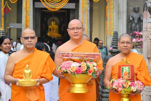 ภาพ No.179758:พิธีทอดกฐินสมทบ ณ วัดพุทธรัตน ทอดกฐินใต้ต้นพระศรีมหาโพธิ์ เมืองพุทธคยา ประเทศอินเดีย วันที่ 12 พฤศจิกายน พ.ศ. 2567