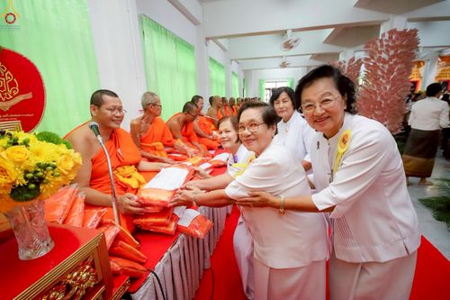 ภาพ No.271993:วันที่ 30 ตุลาคม พ.ศ. 2568 พิธีทอดกฐินสามัคคีทั่วไทย ณ วัดคูหาสวรรค์ ต.ในเมือง อ.เมือง จ.พิษณุโลก โดยคณะศิษยานุศิษย์ บูชาธรรม 81 ปี หลวงพ่อธัมมชโย