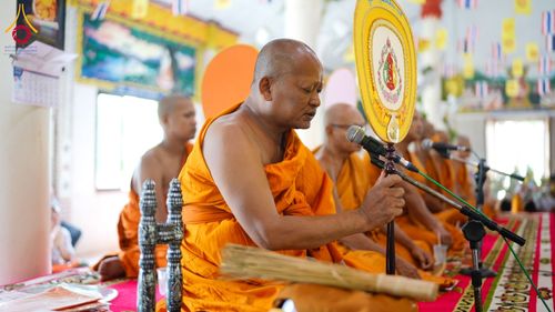 ภาพ No.183328:พิธีทอดกฐิน ณ วัดสำนักสงฆ์ห้วยเสือ จ.ราชบุรี ในโครงการทอดกฐินสามัคคีทั่วไทย 30,000 วัด บูชาธรรม 80 ปี หลวงพ่อธัมมชโย โดยคณะศิษยานุศิษย์วัดพระธรรมกาย วันที่ 20 ตุลาคม พ.ศ. 2567