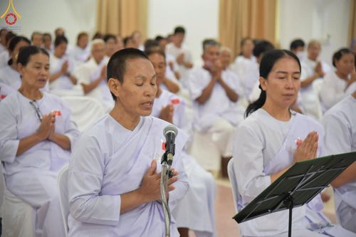 ภาพ No.155376:โครงการอุบาสกแก้ว อุบาสิกาแก้ว รุ่นที่ 2 ตัวแทนทอดกฐินสามัคคีทั่วไทย 30,000 วัด บูชาธรรม 80 ปี หลวงพ่อธัมมชโย ศูนย์ปฏิบัติธรรมเพชรบูรณ์ ต.นาป่า อ.เมือง จ.เพชรบูรณ์