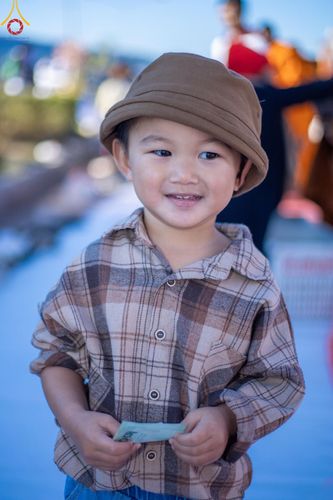 ภาพ No.187109:พิธีตักบาตรพระ ๕๐๐ รูป "สร้างบุญใหญ่ ส่งท้ายปีเก่า ต้อนรับปีใหม่ ๒๕๖๘" วันเสาร์ที่ ๒๘ ธันวาคม พ.ศ. ๒๕๖๗ ณ ถนนหน้าที่ว่าการอำเภอภูเรือ จังหวัดเลย