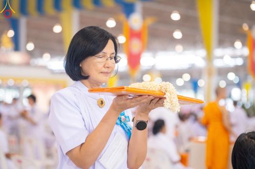 ภาพ No.154459:พิธีทอดผ้าป่าสมทบกฐินวัดพระธรรมกาย และสมทบกฐิน 30,000 วัดทั่วไทย ครั้งที่ 2 ณ สภาธรรมกายสากล วัดพระธรรมกาย วันอังคารที่ 17 กันยายน พ.ศ. 2567
