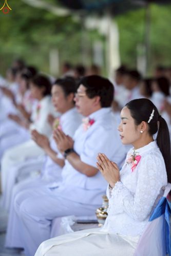 ภาพ No.261533:วันที่ 17-18 ตุลาคม พ.ศ. 2568 พิธีเจริญพระพุทธมนต์คณะสงฆ์ 108 กลั่นแผ่นดินองค์พระเจดีย์สระบุรี สมโภชองค์กฐิน และพิธีทอดกฐิน ณ ศูนย์ปฏิบัติธรรมสระบุรี ในโครงการกฐินสามัคคีทั่วไทย 30,000 วัด บูชาธรรม 81 ปี หลวงพ่อธัมมชโย โดยคณะศิษยานุศิษย์วัดพระธรรมกาย