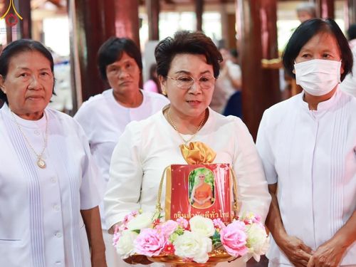 ภาพ No.164948:พิธีทอดกฐิน ณ วัดสัปรสเทศ อ.ศรีประจันต์ จ.สุพรรณบุรี  ในโครงการกฐินสามัคคีทั่วไทย 30,000 วัด บูชาธรรม 80 ปี หลวงพ่อธัมมชโย โดยคณะศิษยานุศิษย์วัดพระธรรมกาย วันที่ 20 ตุลาคม พ.ศ. 2567