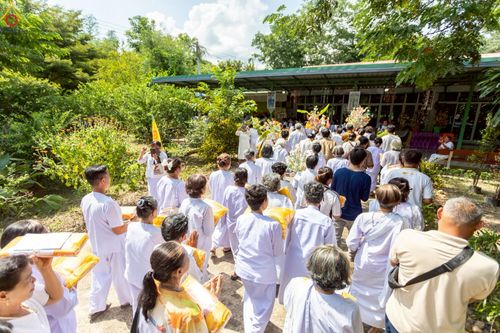 ภาพ No.262912:วันที่ 22 ตุลาคม พ.ศ. 2568 พิธีทอดกฐินสามัคคีทั่วไทย 30,000 วัด โดยคณะศิษยานุศิษย์ บูชาธรรม 81 ปี หลวงพ่อธัมมชโย ณ ธุดงคสถานทรงธรรมกำแพงเพชร ต.ทรงธรรม อ.เมือง จ.กำแพงเพชร