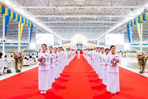 ภาพ No.240162:วันอาทิตย์ที่ 24 สิงหาคม พ.ศ. 2568 งานบุญวันอาทิตย์ พิธีจุดเทียนใจ ไฟนิรันด์ อนันตชัย ณ วัดพระธรรมกาย จ.ปทุมธานี