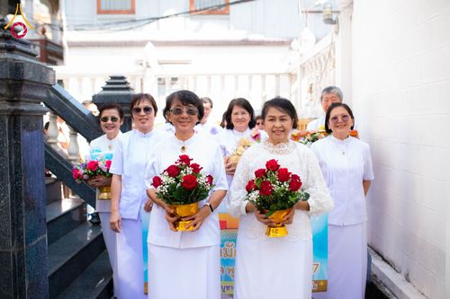 ภาพ No.178355:พิธีทอดกฐิน ณ วัดสระบัว แขวงรองเมือง เขตปทุมวัน กรุงเทพฯ ในโครงการทอดกฐินสามัคคีทั่วไทย 30,000 วัด บูชาธรรม 80 ปี หลวงพ่อธัมมชโย โดยคณะศิษยานุศิษย์วัดพระธรรมกาย วันที่ 10 พฤศจิกายน พ.ศ. 2567