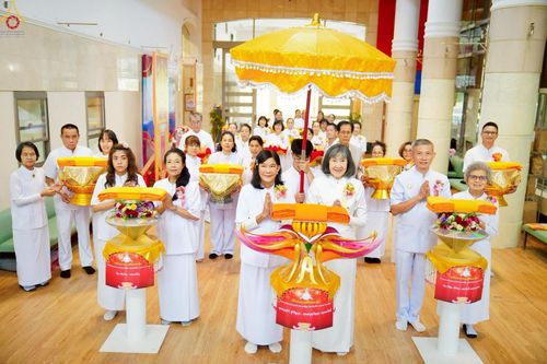 ภาพ No.262252:วันที่ 19 ตุลาคม พ.ศ. 2568 พิธีทอดกฐินเพื่อสร้าง ธรรมอุทยานลอยฟ้า 81 ปี หลวงพ่อธัมมชโย ณ วัดพระธรรมกายยามานาชิ ประเทศญี่ปุ่น 