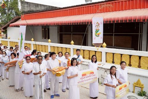 ภาพ No.252144:วันที่ 11 ตุลาคม พ.ศ. 2568 พิธีทอดกฐินสามัคคีทั่วไทย 30,000 วัด โดยคณะศิษยานุศิษย์ บูชาธรรม 81 ปี หลวงพ่อธัมมชโย ณ วัดกลางทุมมาวาส อ.พนัสนิคม จ.ชลบุรี