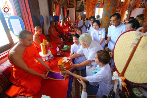 ภาพ No.165256:พิธีทอดกฐิน วัดศรีปูตา จ.เชียงราย ในโครงการกฐินสามัคคีทั่วไทย 30,000 วัด บูชาธรรม 80 ปี หลวงพ่อธัมมชโย โดยคณะศิษยานุศิษย์วัดพระธรรมกาย วันที่ 20 ตุลาคม พ.ศ. 2567