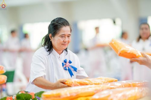 ภาพ No.241766:วันเสาร์ที่ 23 สิงหาคม พ.ศ. 2568 ปฐมผ้าป่าสถาปนาองค์พระเจดีย์ "ซื้อดินปรับพื้นที่ลานธรรม รองรับองค์พระเจดีย์เพื่อสร้างสันติภาพโลก" ณ ศูนย์ปฏิบัติธรรมระยอง (บ้านช่องลม)