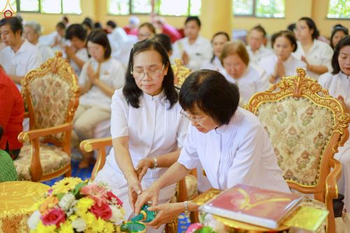 ภาพ No.261686:วันที่ 19 ตุลาคม พ.ศ. 2568 พิธีทอดกฐินสามัคคีทั่วไทย 30,000 วัด โดยคณะศิษยานุศิษย์ บูชาธรรม 81 ปี หลวงพ่อธัมมชโย ณ วัดเมืองใหม่ จ.ภูเก็ต