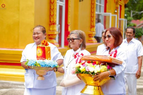 ภาพ No.257131:วันที่ 17 ตุลาคม พ.ศ. 2568 พิธีทอดกฐินสามัคคีทั่วไทย 30,000 วัด โดยคณะศิษยานุศิษย์ บูชาธรรม 81 ปี หลวงพ่อธัมมชโย ณ วัดนิคมพัฒนาราม ต.นิคมพัฒนา อ.มะนัง จ.สตูล