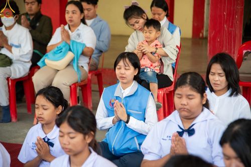 ภาพ No.189776:พิธีทอดผ้าป่าทำนุบำรุงศาสนสถาน ณ วัดอัมพวัน ต.สองพี่น้อง อ.สองพี่น้อง จ.สุพรรณบุรี ในโครงการธรรมยาตรา กตัญญูบูชา มหาปูชนียาจารย์ พระมงคลเทพมุนี(สด จนฺทสโร) พระผู้ปราบมาร อนุสรณ์สถาน 7 แห่ง ปีที่ 13 วันที่ 5 มกราคม พ.ศ. 2568