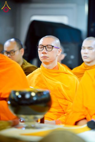 ภาพ No.224864:วันเสาร์ ที่ 10 พฤษภาคม พ.ศ. 2568 วัดพระธรรมกายฮ่องกง จัดพิธีปล่อยปลา บนเรือใหญ่บนอ่าวฮ่องกง และจัดพิธีถวายมหาสังฆทานกลางทะเล ประจำปี 2568 เนื่องในสัปดาห์วิสาขบูชาโลก