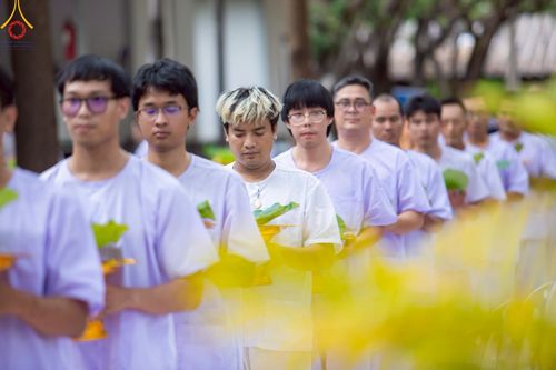 ภาพ No.216648:วันอาทิตย์ที่ 6 เมษายน พ.ศ. 2568 พิธีตัดปอยผม และปลงผมนาคธรรมทายาท โครงการบวชบูชาธรรม81ปี หลวงพ่อธัมมชโย โครงการ 1 และ 2 โครงการนานาชาติ AEC&WAB รุ่น CEO (ผู้บริหาร) รุ่นที่4 ณ หมู่บ้านบรรลุธรรม วัดพระธรรมกาย