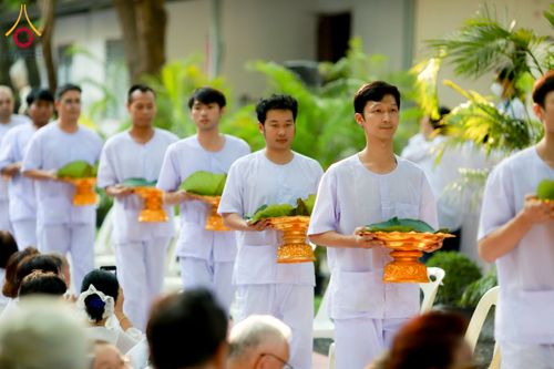 ภาพ No.135674:พิธีปลงผมธรรมทายาท โครงการบรรพชาและอุปสมบทหมู่ รุ่นบูชาธรรม 80 ปี หลวงพ่อธัมมชโย ณ หมู่บ้านบรรลุธรรม วัดพระธรรมกาย วันที่ 7 เมษายน พ.ศ. 2567