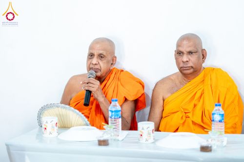 ภาพ No.175703:พิธีทอดผ้าป่าสมทบกฐิน ณ วัดกัลปิติยะ ปูรณะ เมืองมาตะเล ศรีลังกา โดยมูลนิธิธรรมกาย ในนามหลวงพ่อธัมมชโย วันที่ 6 พฤศจิกายน พ.ศ. 2567