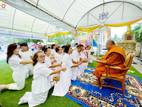 ภาพ No.269482:วันที่ 19 ตุลาคม พ.ศ. 2568 พิธีทอดกฐินสามัคคีทั่วไทย ณ วัดเขาไม้แก้ว อ.บางละมุง จ.ชลบุรี โดยคณะศิษยานุศิษย์ บูชาธรรม 81 ปี หลวงพ่อธัมมชโย