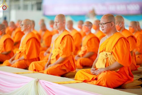 ภาพ No.131550:พิธีร่วมบุญบรรพชาสามเณร 5,000 รูป ณ บ้านแก้วเรือนทองคุณยาย สภาธรรมกายสากล วัดพระธรรมกาย วันเสาร์ที่ 23 มีนาคม พ.ศ. 2567