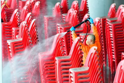 ภาพ No.213333:วันที่ 11-28 มีนาคม พ.ศ. 2568 เจ้าหน้าที่ และอาสาสมัคร เตรียมงานบุญวันคุ้มครองโลก ณ วัดพระธรรมกาย