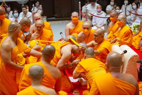 ภาพ No.82802:พิธีอุปสมบทหมู่ ในโครงการพระพี่เลี้ยงเข้าพรรษา, ธรรมทายาทอุดมศึกษารุ่นที่ 50 (ภาคฤดูฝน) และธรรมทายาทพุทธศาสตร์สากล รุ่นที่ 7 (ภาคฤดูฝน) วันอาทิตย์ที่ 18 มิถุนายน พ.ศ. 2566 ณ วัดพระธรรมกาย จ.ปทุมธานี