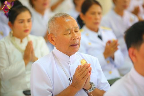 ภาพ No.169108:พิธีทอดกฐิน ณ วัดร่องขุน จ.เชียงราย ในโครงการกฐินสามัคคีทั่วไทย 30,000 วัด บูชาธรรม 80 ปี หลวงพ่อธัมมชโย โดยคณะศิษยานุศิษย์วัดพระธรรมกาย วันที่ 23 ตุลาคม พ.ศ. 2567