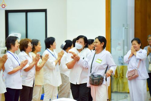 ภาพ No.250020:วันที่ 26-28 กันยายน พ.ศ. 2568 โครงการอบรมอุบาสกแก้ว อุบาสิกาแก้ว รุ่นที่ 3 ตัวแทนทอดกฐินสามัคคีทั่วไทย 30,000 วัด ณ ศูนย์ปฏิบัติธรรมจันทบุรี จ.จันทบุรี