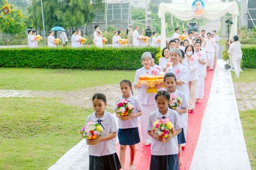 ภาพ No.246815:วันอาทิตย์ที่ 14 กันยายน พ.ศ. 2568 พิธีทอดผ้าป่า ซื้อดิน ปรับพื้นที่ลานธรรม  และพิธีกลั่นแผ่นดิน โปรยทราย สถาปนาองค์พระเจดีย์ เพื่อสร้างสันติภาพโลก  ณ ศูนย์ปฏิบัติธรรมสระบุรี อ.พระพุทธบาท จ.สระบุรี