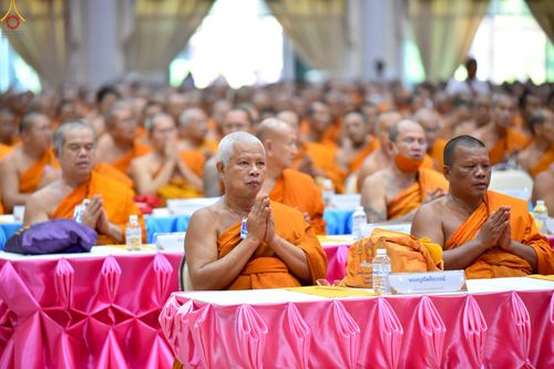 ภาพ No.231483:สัมมนาคณะสงฆ์ เพื่อการฟื้นฟูพระพุทธศาสนา  (ภาคตะวันออก 8 จังหวัด) ปราจีนบุรี ชลบุรี จันทบุรี ฉะเชิงเทรา นครนายก สระแก้ว ระยอง ตราด โครงการกฐินสามัคคีทั่วไทย 30,000 วัด ประจำปี พุทธศักราช 2568 ณ ศูนย์การศึกษาเขาแก้วเสด็จ  อาคารสภาธรรมทายาท  ต.บ้านนา อ.กบิ