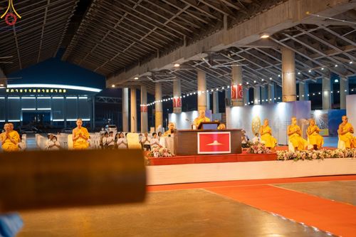 ภาพ No.198531:พิธีฉลองชัยสวดมนต์บทธัมมจักกัปปวัตนสูตร 7,051,919,116 จบ เนื่องในวันคล้ายวันเกิด 116 ปี คุณยายอาจารย์มหารัตนอุบาสิกาจันทร์ ขนนกยูง วันอาทิตย์ที่ 19 มกราคม พ.ศ. 2568 ณ มหารัตนวิหารคด วัดพระธรรมกาย จ.ปทุมธานี