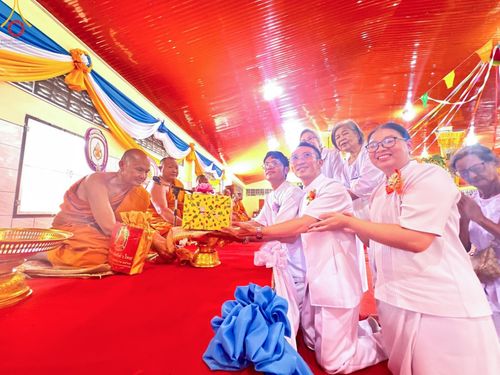 ภาพ No.169957:พิธีทอดกฐิน ณ วัดชัฎน้ำเงิน จ.กาญจนบุรี ในโครงการกฐินสามัคคีทั่วไทย 30,000 วัด บูชาธรรม 80 ปี หลวงพ่อธัมมชโย โดยคณะศิษยานุศิษย์วัดพระธรรมกาย วันที่ 26 ตุลาคม พ.ศ. 2567