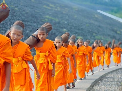 ภาพ No.218184:วันอังคารที่ 16 เมษายน พ.ศ. 2568 กิจกรรมสามเณรเดินธรรมยาตรา ในโครงการบรรพชา สามเณรภาคฤดูร้อนปี 2568 ศูนย์ปฏิบัติธรรมเขาคิชฌกูฏ จันทบุรี