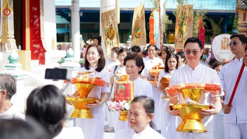 ภาพ No.172097:พิธีทอดกฐิน ณ วัดเทพากร เขตบางพลัด กรุงเทพมหานคร ในโครงการกฐินสามัคคีทั่วไทย 30,000 วัด บูชาธรรม 80 ปี หลวงพ่อธัมมชโย โดยคณะศิษยานุศิษย์วัดพระธรรมกาย วันที่ 27 ตุลาคม พ.ศ. 2567