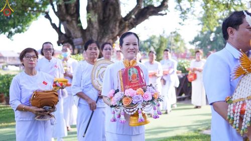 ภาพ No.169673:พิธีทอดกฐิน ณ วัดตระพังทอง ตำบลเมืองเก่า อำเภอเมือง จังหวัดสุโขทัย (มีอายุเก่าแก่ 741ปี) ในโครงการกฐินสามัคคีทั่วไทย 30,000 วัด บูชาธรรม 80 ปี หลวงพ่อธัมมชโย โดยคณะศิษยานุศิษย์วัดพระธรรมกาย วันที่ 26 ตุลาคม พ.ศ. 2567