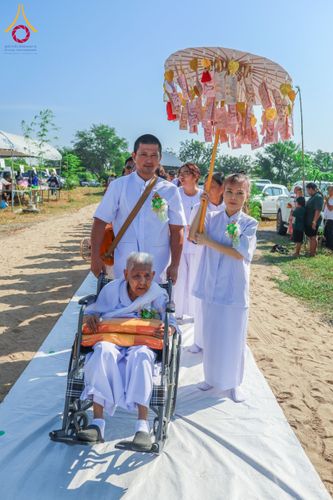 ภาพ No.175246:พิธีทอดปฐมกฐิน ธุดงคสถานวังทรายพูน เขาพนมพาธัมมานุสรณ์ พุทธันดรสุวรรณภูมิ  ต.หนองพระ อ.วังทรายพูน จ.พิจิตร ในโครงการกฐินสามัคคีทั่วไทย 30,000 วัด บูชาธรรม 80 ปี หลวงพ่อธัมมชโย โดยคณะศิษยานุศิษย์วัดพระธรรมกาย วันที่ 14 พฤศจิกายน พ.ศ. 2567