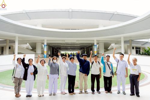 ภาพ No.242200:วันที่ ๒๙ - ๓๑ สิงหาคม พ.ศ. ๒๕๖๘ สัมมนารวมใจผู้นำบุญ บูชาธรรม ๘๑ ปี  หลวงพ่อธัมมชโย รุ่นที่ ๒ กฐินสามัคคีทั่วไทย ๓๐,๐๐๐ วัด โครงการอุปสมบทบูชาธรรมมหาปูชนียาจารย์  ๓,๐๐๐ รูป