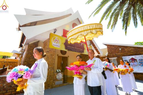 ภาพ No.94343:พิธีทอดกฐินสามัคคี วัดพระธรรมกายโจฮันเนสเบิร์ก ประเทศสาธารณรัฐแอฟริกาใต้ ในวันอาทิตย์ที่ 12 พฤศจิกายน พ.ศ. 2566