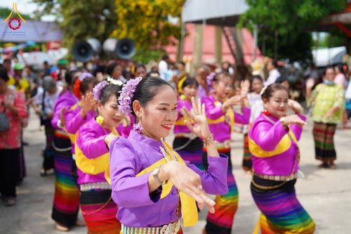 ภาพ No.182658:พิธีทอดกฐิน ณ วัดนาหนอง อ.เมือง จ.ราชบุรี ในโครงการทอดกฐินสามัคคีทั่วไทย 30,000 วัด บูชาธรรม 80 ปี หลวงพ่อธัมมชโย โดยคณะศิษยานุศิษย์วัดพระธรรมกาย วันที่ 9 พฤศจิกายน พ.ศ. 2567