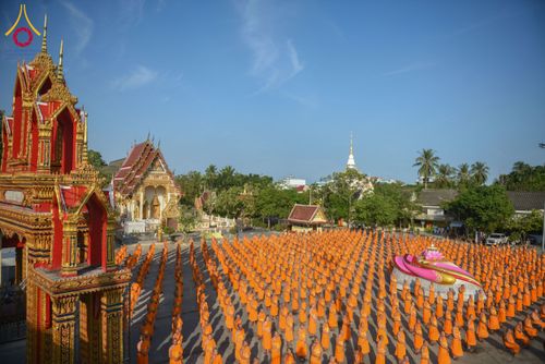 ภาพ No.211324:วันอาทิตย์ที่ 16 มีนาคม พ.ศ. 2568 ธรรมยาตราอัญเชิญพระบรมสารีริกธาตุ รอบเมืองปัตตานี ประดิษฐาน ณ ปทุมเจดีย์ เจดีย์พระพุทธเจ้า 5 พระองค์  ศูนย์อบรมเยาวชนปัตตานี