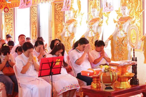 ภาพ No.183352:พิธีทอดกฐิน ณ วัดพระธาตุจอมทอง จ.เชียงราย ในโครงการทอดกฐินสามัคคีทั่วไทย 30,000 วัด บูชาธรรม 80 ปี หลวงพ่อธัมมชโย โดยคณะศิษยานุศิษย์วัดพระธรรมกาย วันที่ 22 ตุลาคม พ.ศ. 2567