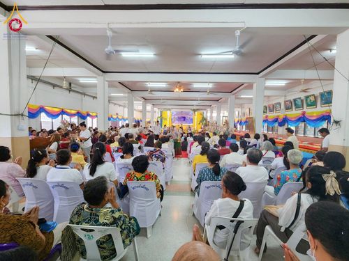 ภาพ No.179004:พิธีทอดกฐิน ณ วัดบางน้ำผึ้งนอก อ.พระประแดง จ.สมุทรปราการ ในโครงการกฐินสามัคคีทั่วไทย 30,000 วัด บูชาธรรม 80 ปี หลวงพ่อธัมมชโย โดยคณะศิษยานุศิษย์วัดพระธรรมกาย วันที่ 27 ตุลาคม พ.ศ. 2567