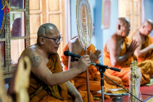 ภาพ No.172914:พิธีทอดกฐิน ณ วัดหนองโบสถ์ จ.พิษณุโลก ในโครงการกฐินสามัคคีทั่วไทย 30,000 วัด บูชาธรรม 80 ปี หลวงพ่อธัมมชโย โดยคณะศิษยานุศิษย์วัดพระธรรมกาย วันที่ 2 พฤศจิกายน พ.ศ. 2567