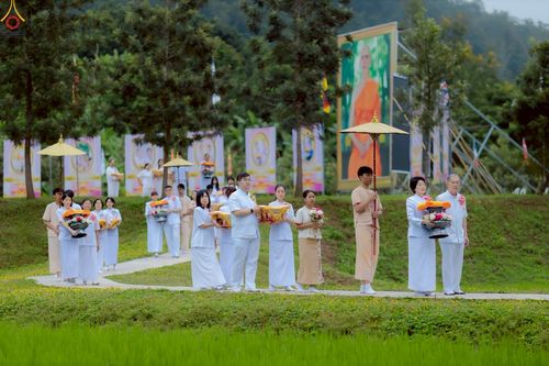 ภาพ No.277249:วันเสาร์ที่ 18 ตุลาคม พ.ศ. 2568 พิธีทอดกฐินสามัคคี สร้างอาคารปฏิบัติธรรม 80 ปี  พระครูบาไชยบูลย์ (หลวงพ่อธัมมชโย) และพิธีทอดกฐินสามัคคีทั่วไทย 30,000วัด ณ ศูนย์ปฏิบัติธรรมนานาชาติปาย  ต.แม่ฮี้ อ.ปาย จ.แม่ฮ่องสอน