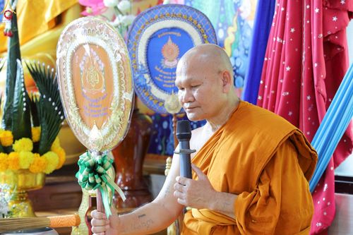 ภาพ No.251183:วันที่ 9 ตุลาคม พ.ศ. 2568 พิธีทอดกฐินสามัคคีทั่วไทย 30,000 วัด โดยคณะศิษยานุศิษย์ บูชาธรรม 81 ปี หลวงพ่อธัมมชโย ณ วัดถ้ำห้วยกลาง ตำบลเขาทะลุ อำเภอสวี จังหวัดชุมพร