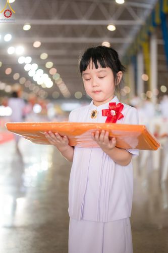 ภาพ No.177929:พิธีทอดผ้าป่าต้นสมบัติจักรพรรดิ ในวันอาทิตย์ที่ 1 ธันวาคม พ.ศ. 2567 ณ สภาธรรมกายสากล วัดพระธรรมกาย