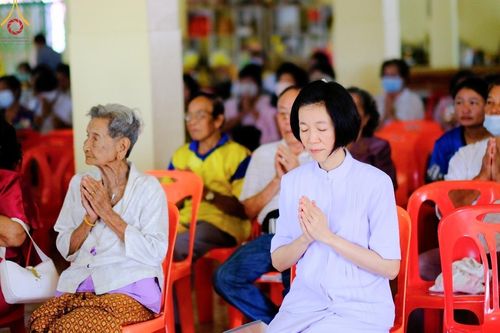 ภาพ No.163512:โครงการกฐินสามัคคีทั่วไทย 30,000 วัด บูชาธรรม 80 ปี หลวงพ่อธัมมชโย โดย คณะศิษยานุศิษย์วัดพระธรรมกาย ณ วัดสว่างสามัคคี จ.เพชรบูรณ์ วันที่ 20 ตุลาคม พ.ศ. 2567