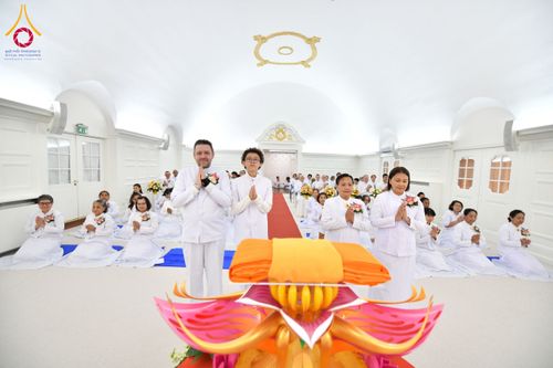 ภาพ No.171483:พิธีทอดกฐิน ณ วัดพระธรรมกายคอร์ซัวร์ ลุสท์สโกว ประเทศเดนมาร์ก วันเสาร์ที่ 19 ตุลาคม พ.ศ. 2567