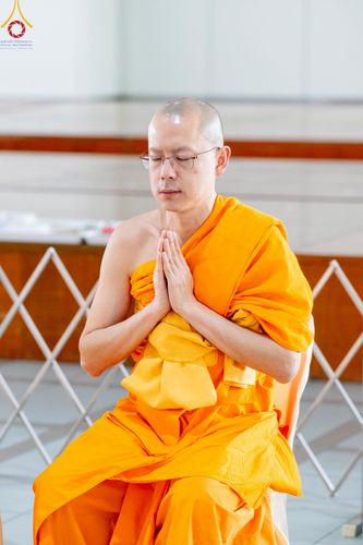 ภาพ No.213447:วันเสาร์ที่ 29 มีนาคม พ.ศ. 2568 พิธีถวายภัตตาหารเมนูสวรรค์ "เพื่อการบรรลุธรรม" ณ หอฉันคุณยายอาจารย์ฯ วัดพระธรรมกาย